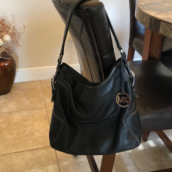 Michael Kors Handbags - Authentic Michael Kors bag